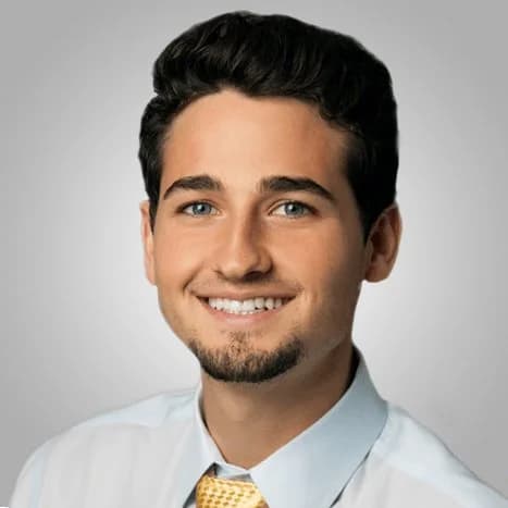 Dr. Alex Verga, board-certified orthodontist at Maui Braces